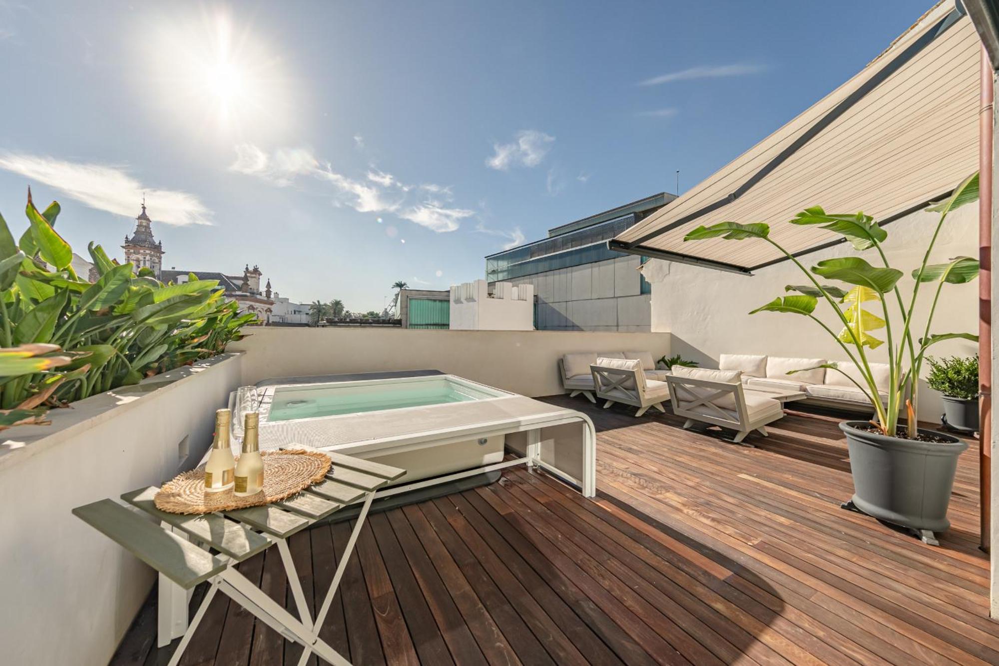 Green-Apartments Reales Atarazanas Suites 塞维利亚 外观 照片